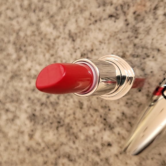 BedHead Lipstick - Luxury - Picture 4 of 5